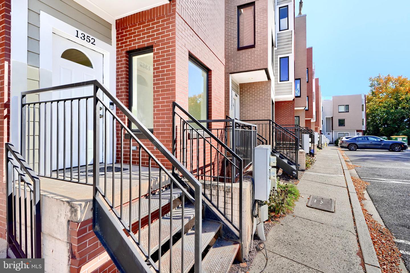 1352 TALBERT CT SE #14A, WASHINGTON, District Of Columbia 20020, 3 Bedrooms Bedrooms, ,2 BathroomsBathrooms,Residential,For sale,1352 TALBERT CT SE #14A,DCDC2191950 MLS # DCDC2191950