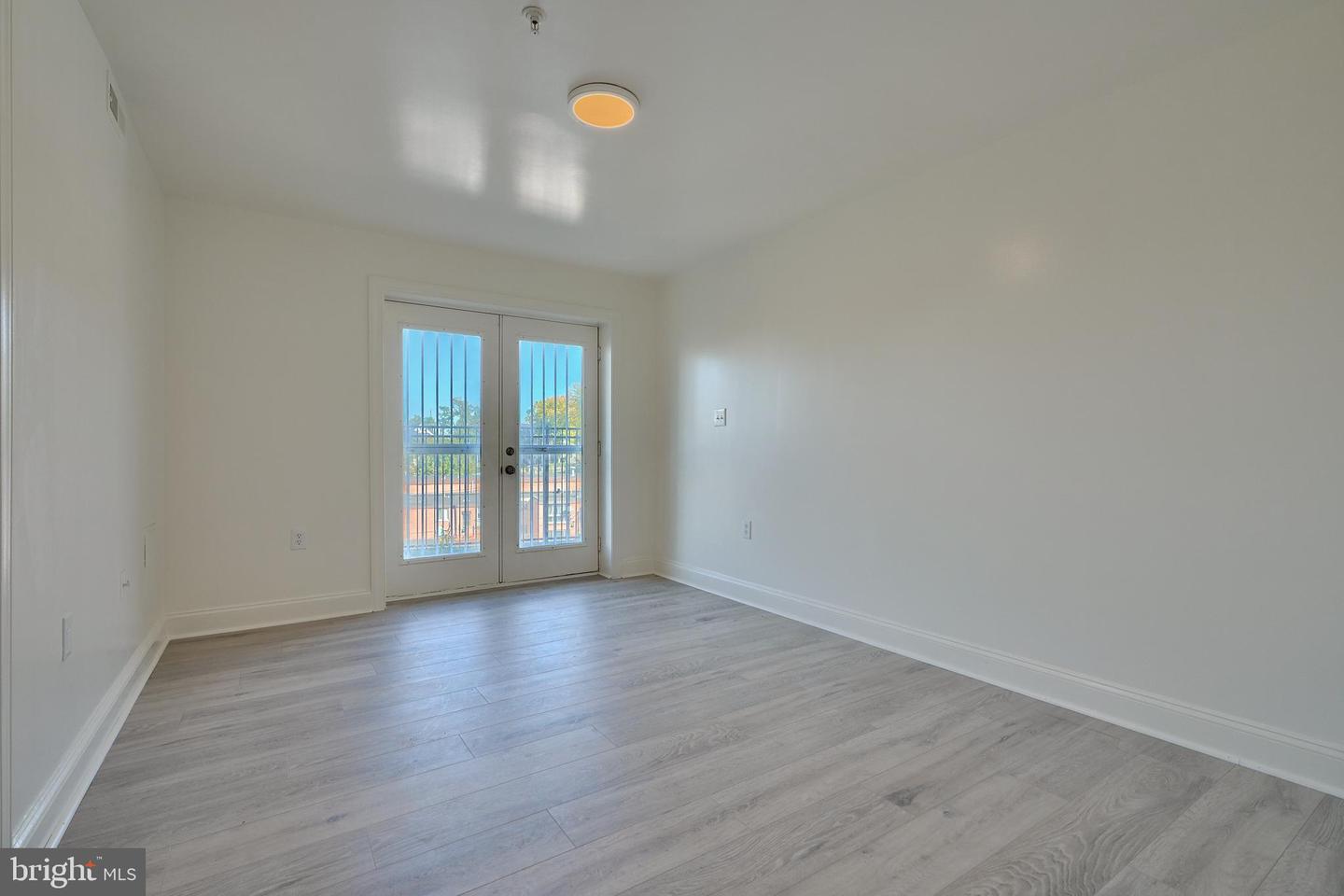 1352 TALBERT CT SE #14A, WASHINGTON, District Of Columbia 20020, 3 Bedrooms Bedrooms, ,2 BathroomsBathrooms,Residential,For sale,1352 TALBERT CT SE #14A,DCDC2191950 MLS # DCDC2191950