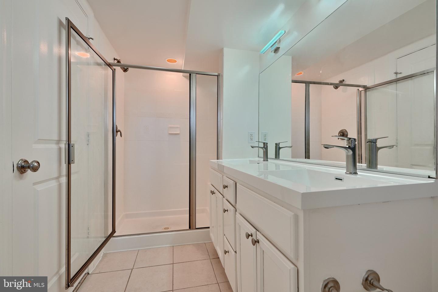 1352 TALBERT CT SE #14A, WASHINGTON, District Of Columbia 20020, 3 Bedrooms Bedrooms, ,2 BathroomsBathrooms,Residential,For sale,1352 TALBERT CT SE #14A,DCDC2191950 MLS # DCDC2191950