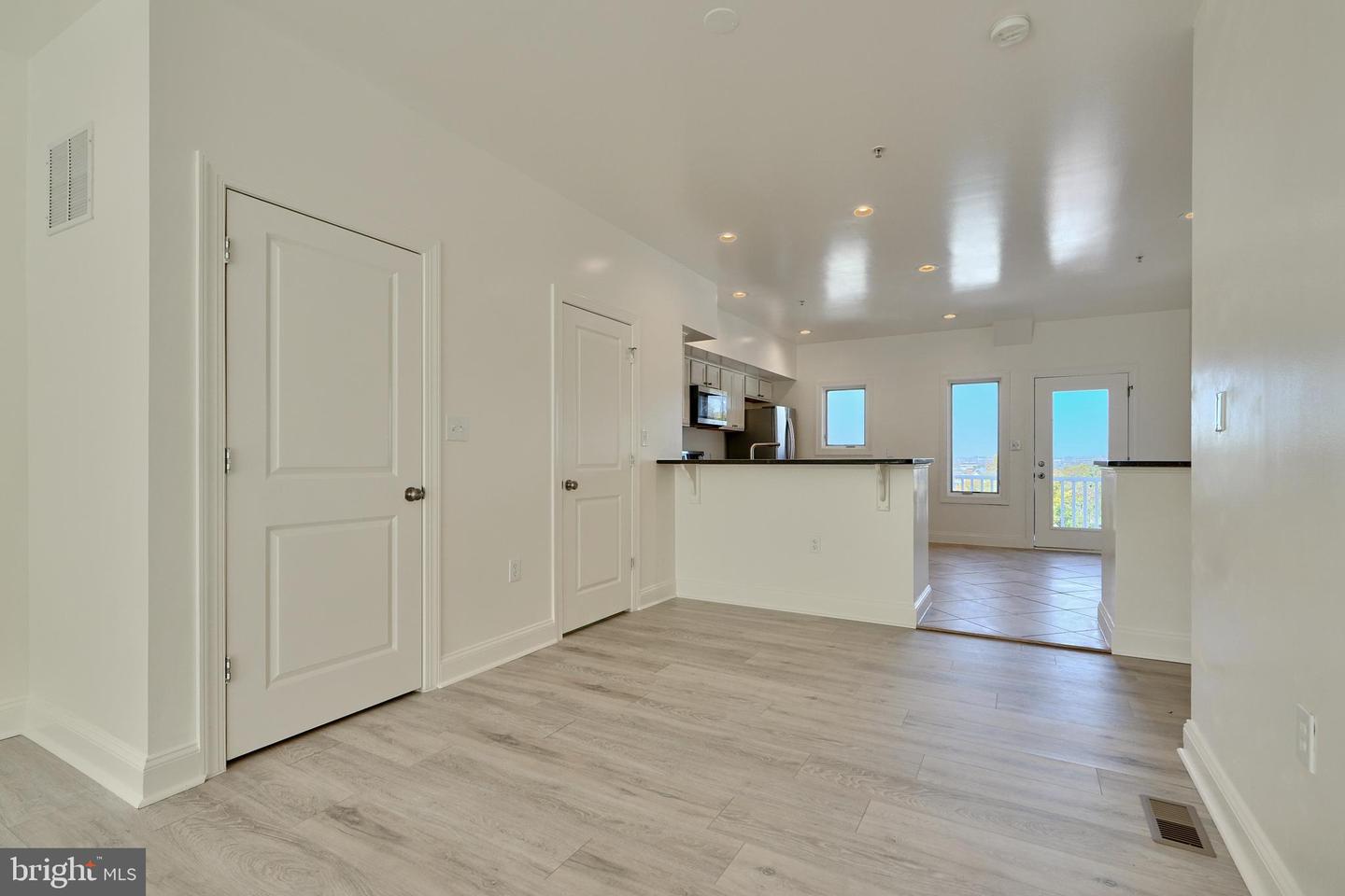 1352 TALBERT CT SE #14A, WASHINGTON, District Of Columbia 20020, 3 Bedrooms Bedrooms, ,2 BathroomsBathrooms,Residential,For sale,1352 TALBERT CT SE #14A,DCDC2191950 MLS # DCDC2191950