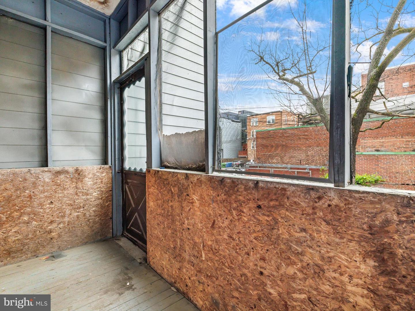 1474 HARVARD ST NW, WASHINGTON, District Of Columbia 20009, 4 Bedrooms Bedrooms, ,2 BathroomsBathrooms,Residential,For sale,1474 HARVARD ST NW,DCDC2192764 MLS # DCDC2192764