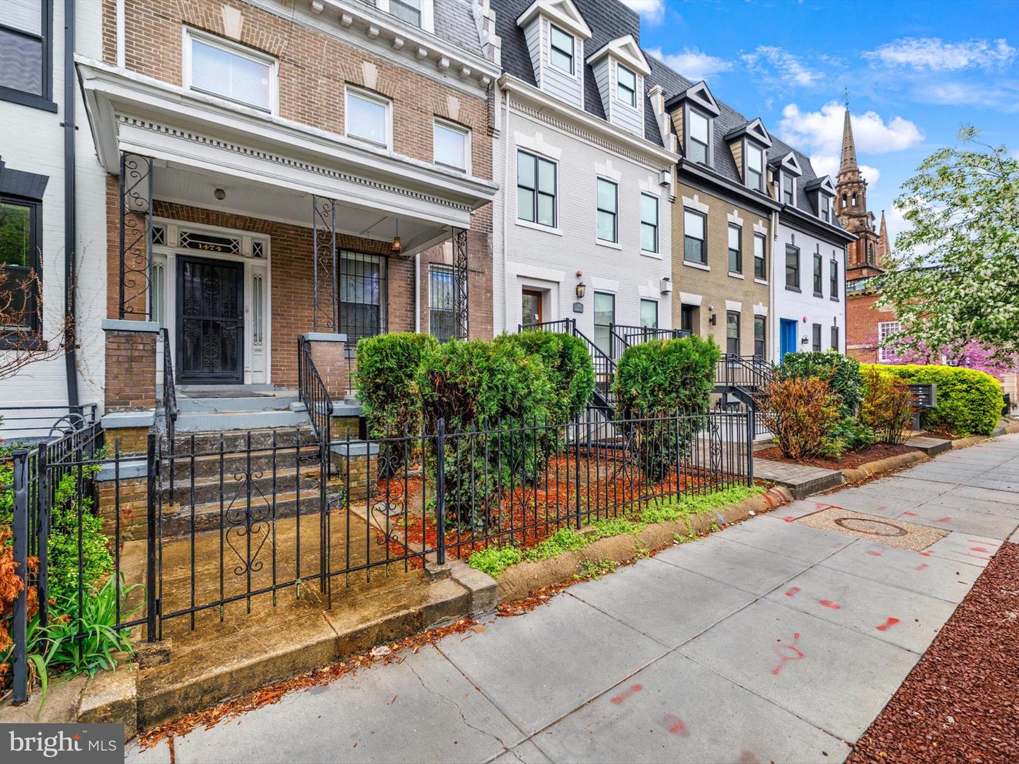 1474 HARVARD ST NW, WASHINGTON, District Of Columbia 20009, 4 Bedrooms Bedrooms, ,2 BathroomsBathrooms,Residential,For sale,1474 HARVARD ST NW,DCDC2192764 MLS # DCDC2192764