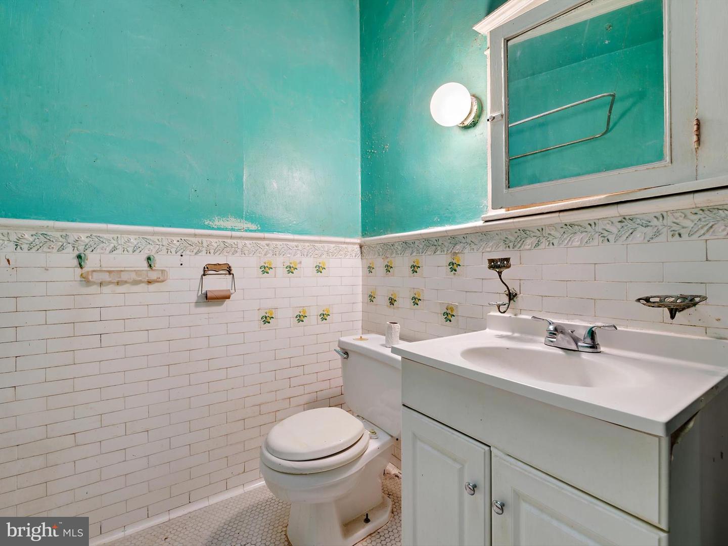 1474 HARVARD ST NW, WASHINGTON, District Of Columbia 20009, 4 Bedrooms Bedrooms, ,2 BathroomsBathrooms,Residential,For sale,1474 HARVARD ST NW,DCDC2192764 MLS # DCDC2192764