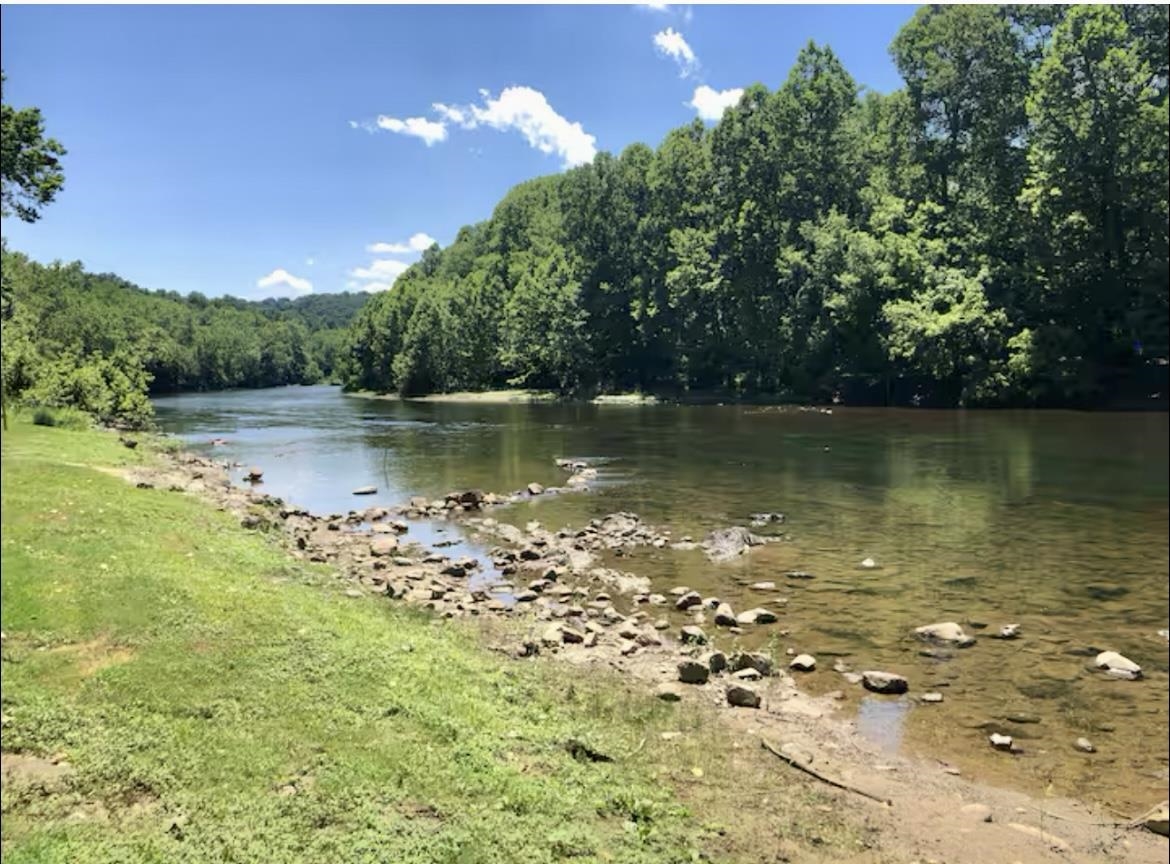4551 GROVE HILL RIVER RD, SHENANDOAH, Virginia 22849, 3 Bedrooms Bedrooms, ,1 BathroomBathrooms,Residential,4551 GROVE HILL RIVER RD,660852 MLS # 660852