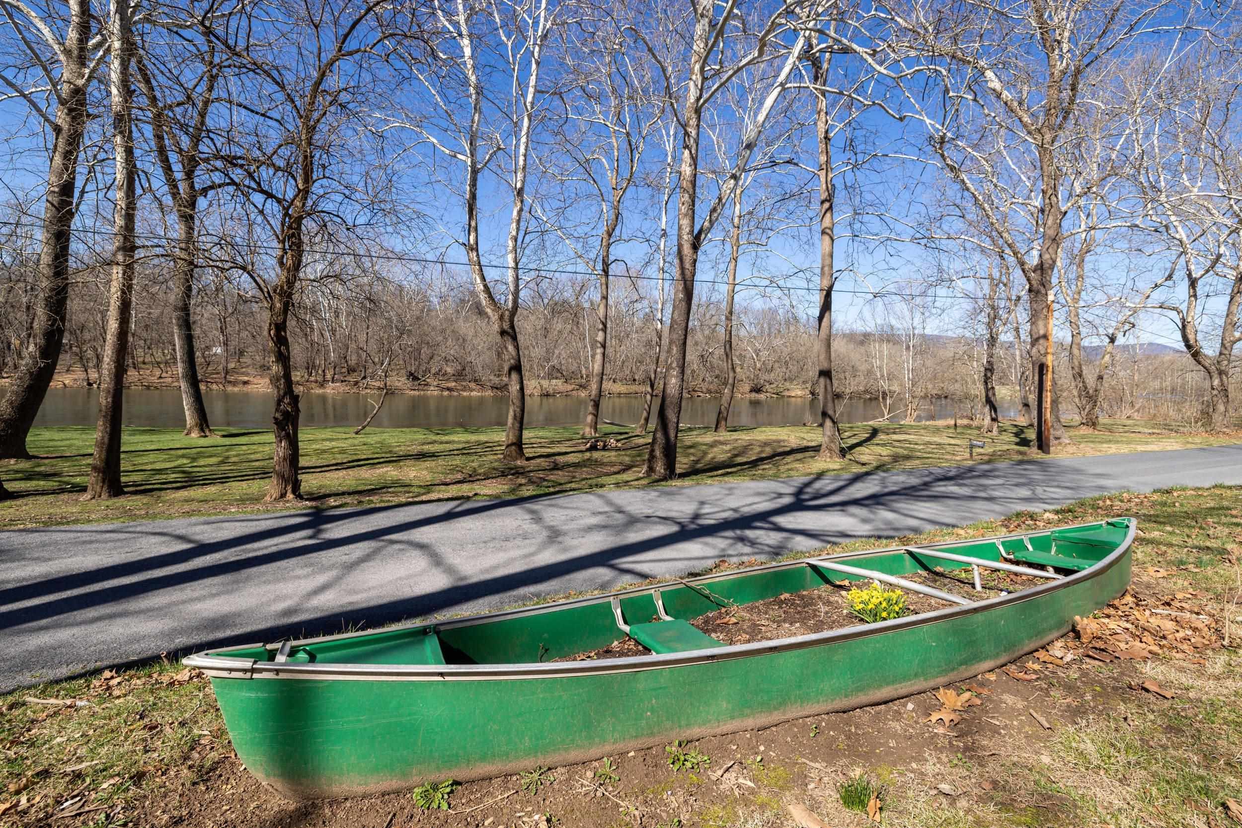 4551 GROVE HILL RIVER RD, SHENANDOAH, Virginia 22849, 3 Bedrooms Bedrooms, ,1 BathroomBathrooms,Residential,4551 GROVE HILL RIVER RD,660852 MLS # 660852