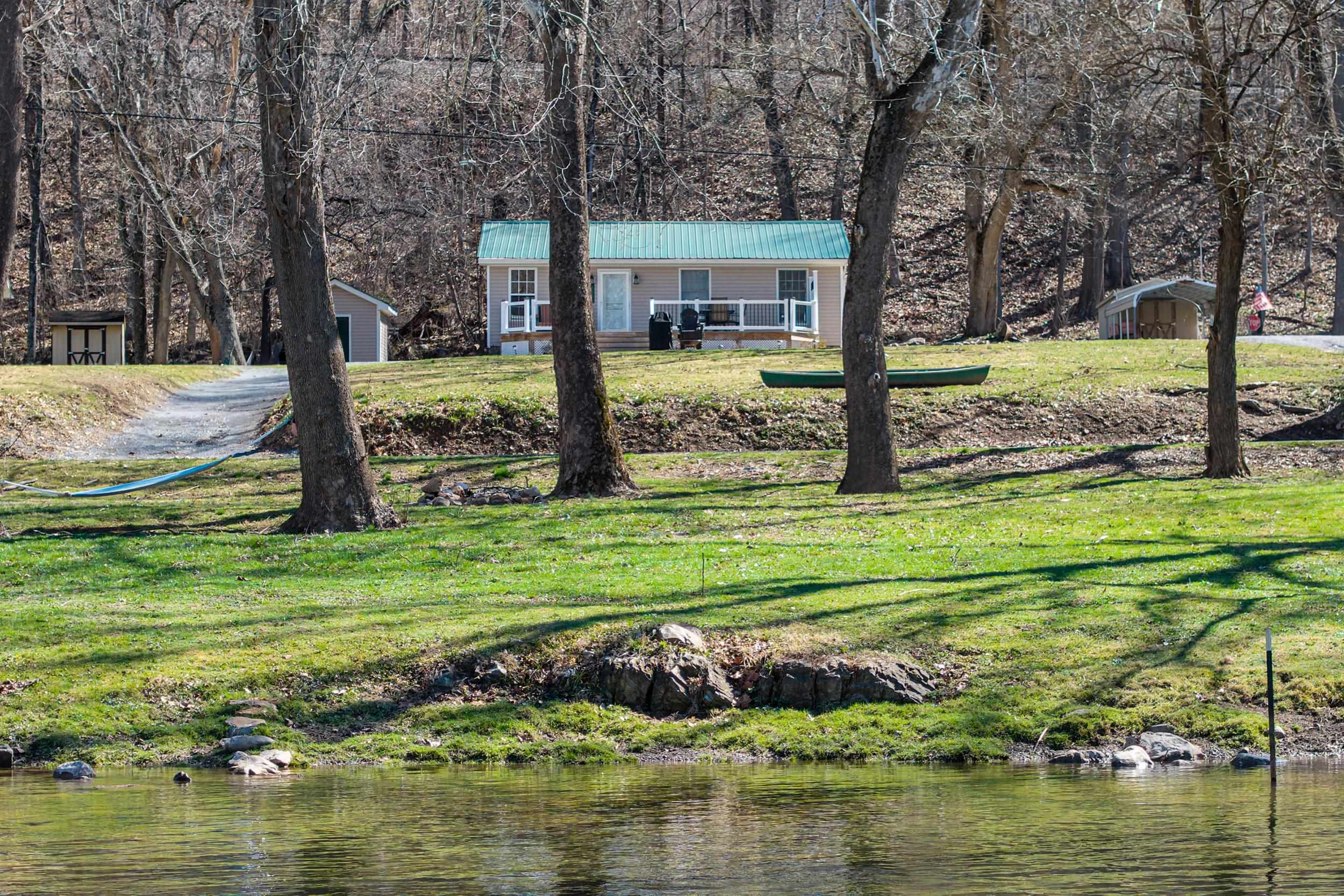 4551 GROVE HILL RIVER RD, SHENANDOAH, Virginia 22849, 3 Bedrooms Bedrooms, ,1 BathroomBathrooms,Residential,4551 GROVE HILL RIVER RD,660852 MLS # 660852