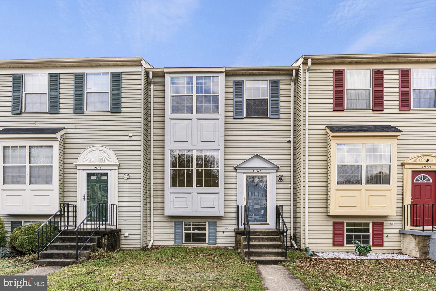 1963 WINSLOW CT, WOODBRIDGE, Virginia 22191, 3 Bedrooms Bedrooms, ,3 BathroomsBathrooms,Residential,For sale,1963 WINSLOW CT,VAPW2091204 MLS # VAPW2091204