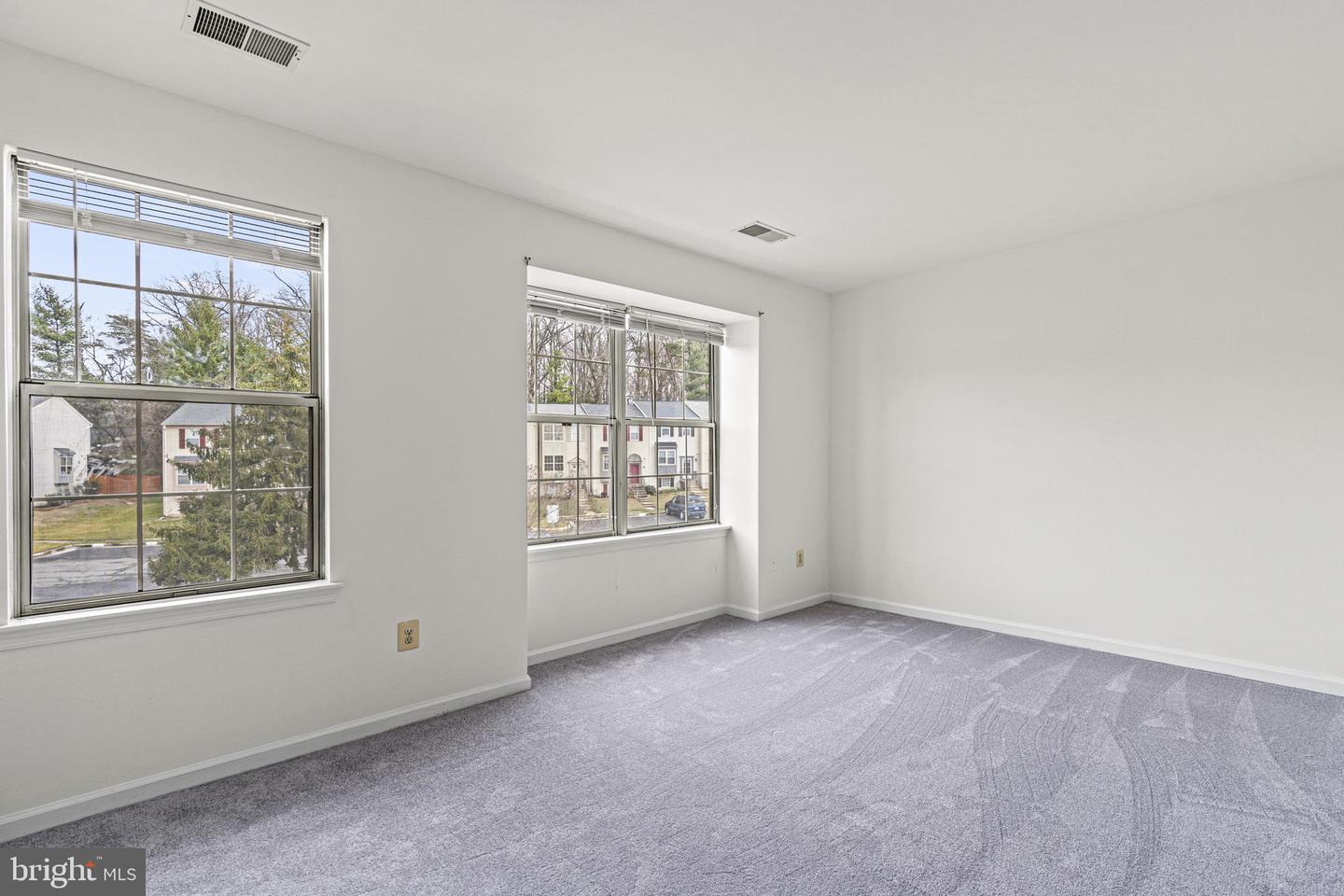 1963 WINSLOW CT, WOODBRIDGE, Virginia 22191, 3 Bedrooms Bedrooms, ,3 BathroomsBathrooms,Residential,For sale,1963 WINSLOW CT,VAPW2091204 MLS # VAPW2091204