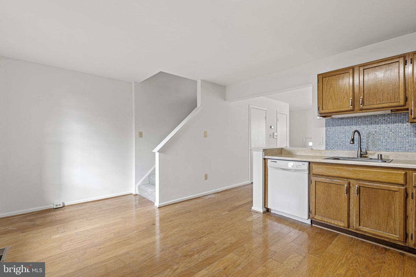 1963 WINSLOW CT, WOODBRIDGE, Virginia 22191, 3 Bedrooms Bedrooms, ,3 BathroomsBathrooms,Residential,For sale,1963 WINSLOW CT,VAPW2091204 MLS # VAPW2091204