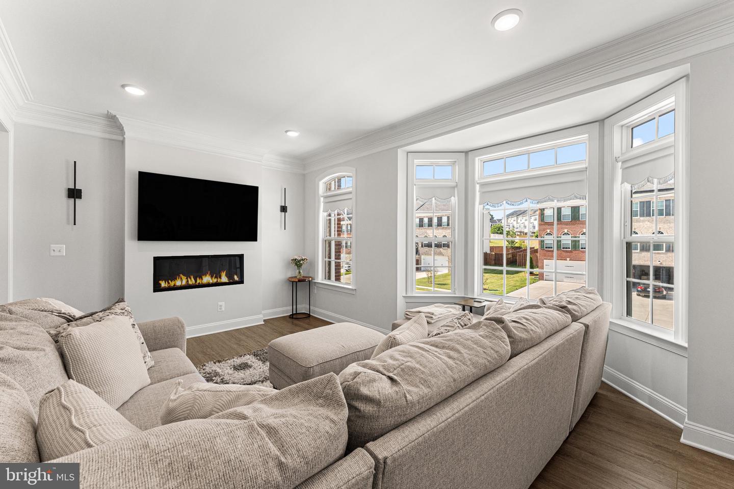 3188 BARBEQUE PL, WOODBRIDGE, Virginia 22193, 4 Bedrooms Bedrooms, ,3 BathroomsBathrooms,Residential,For sale,3188 BARBEQUE PL,VAPW2091984 MLS # VAPW2091984