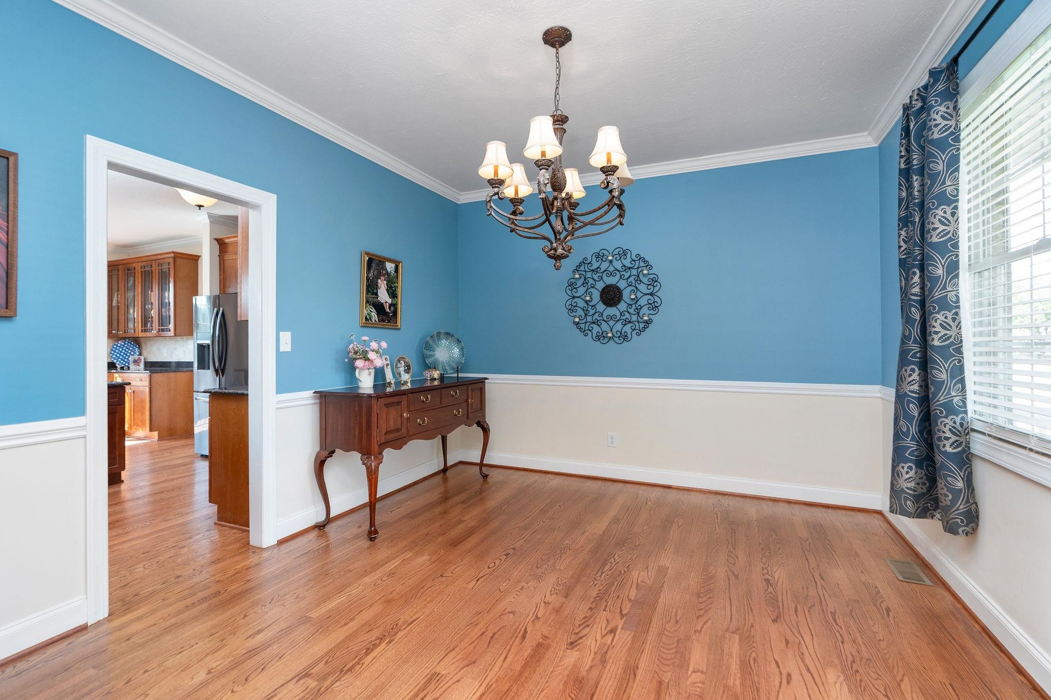292 HEATHER LN, STAUNTON, Virginia 24401, 4 Bedrooms Bedrooms, ,3 BathroomsBathrooms,Residential,292 HEATHER LN,666415 MLS # 666415