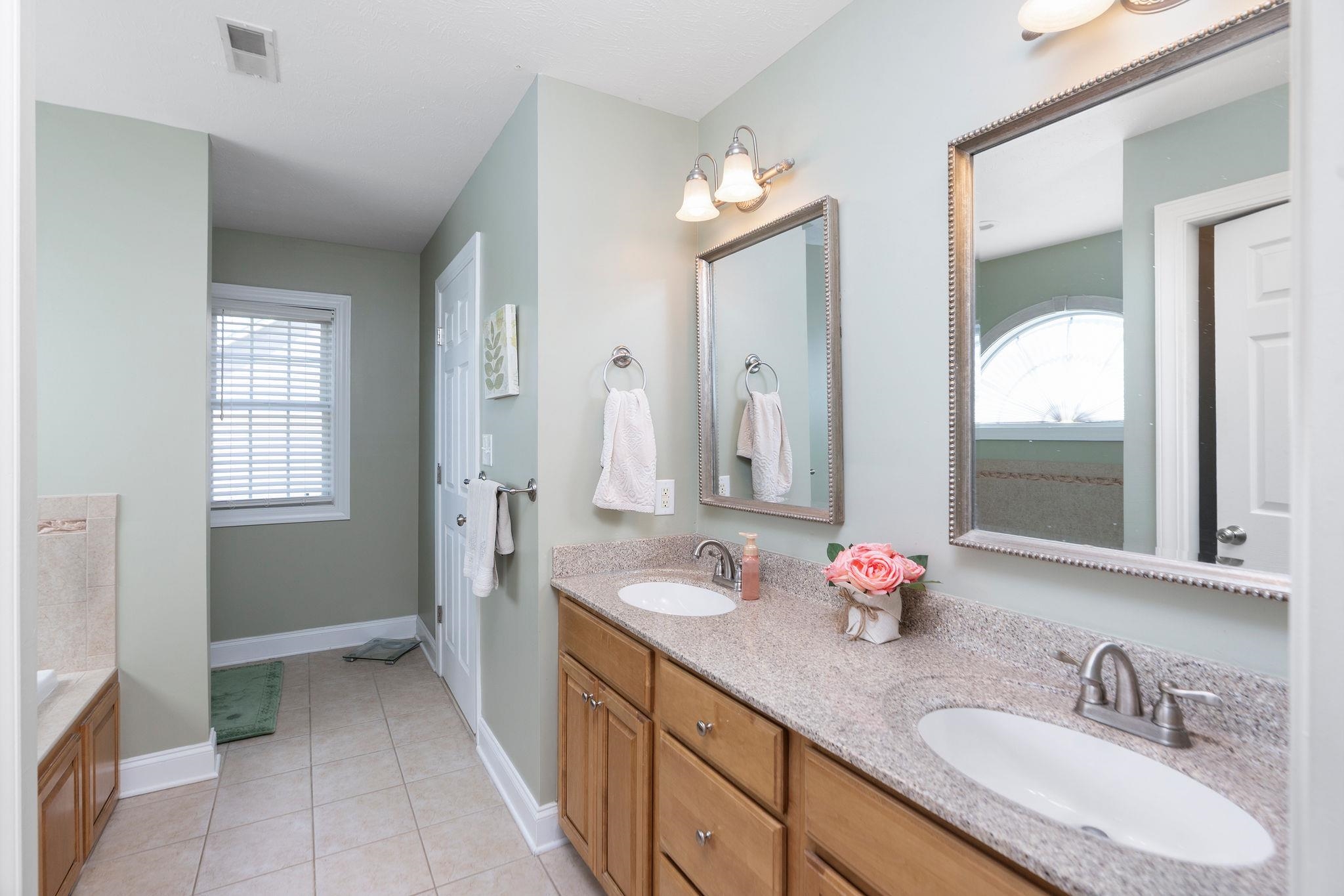 292 HEATHER LN, STAUNTON, Virginia 24401, 4 Bedrooms Bedrooms, ,3 BathroomsBathrooms,Residential,292 HEATHER LN,666415 MLS # 666415