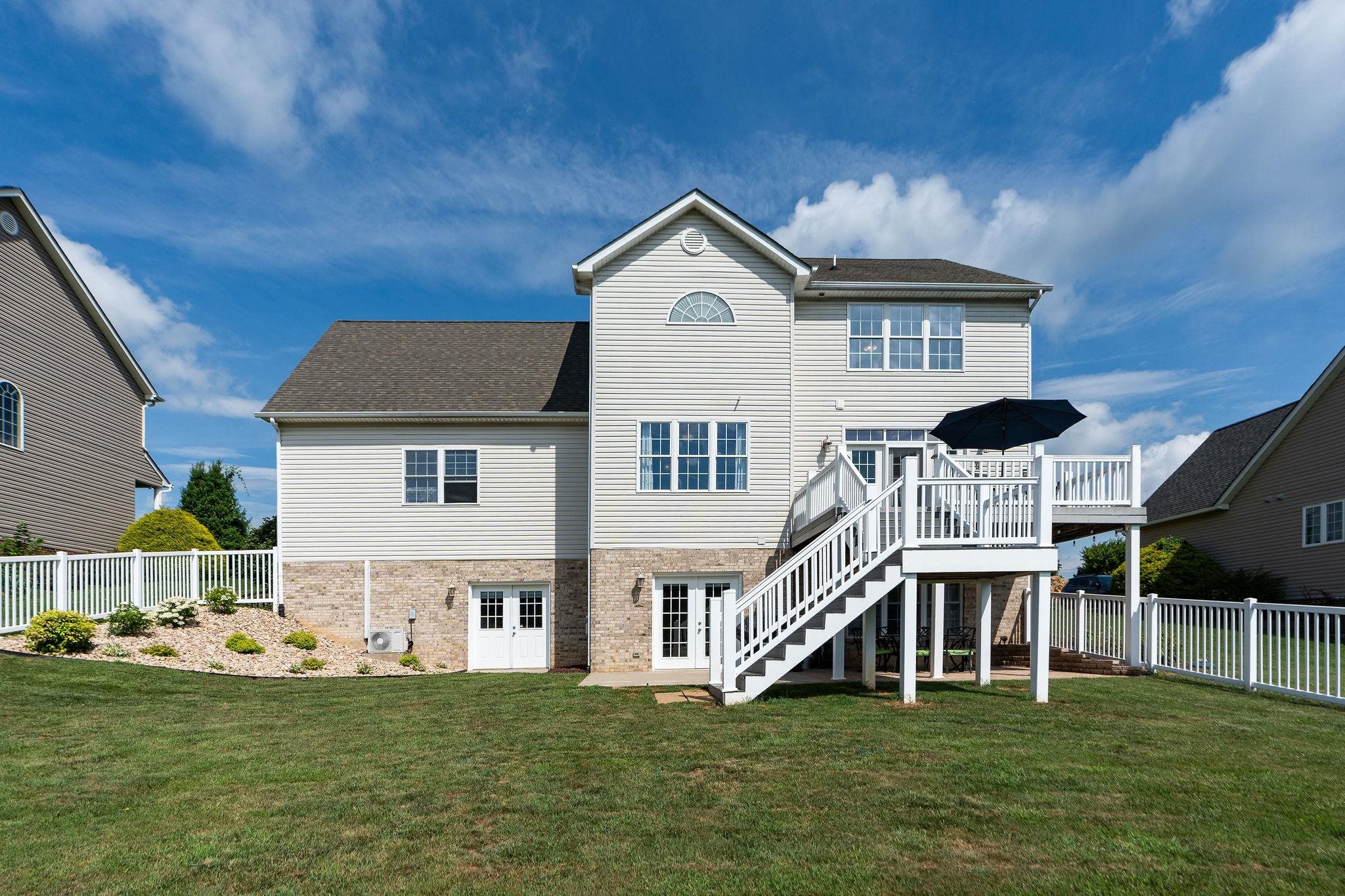 292 HEATHER LN, STAUNTON, Virginia 24401, 4 Bedrooms Bedrooms, ,3 BathroomsBathrooms,Residential,292 HEATHER LN,666415 MLS # 666415