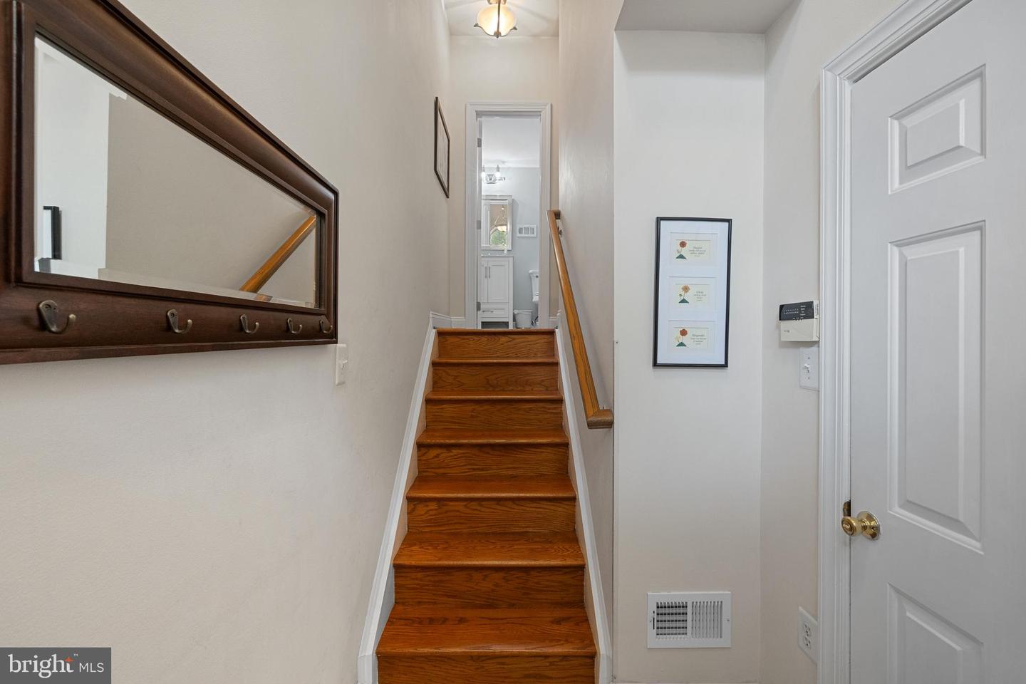 5068 KILBURN ST, ALEXANDRIA, Virginia 22304, 3 Bedrooms Bedrooms, ,2 BathroomsBathrooms,Residential,For sale,5068 KILBURN ST,VAAX2045808 MLS # VAAX2045808