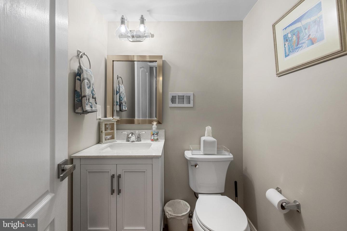 5068 KILBURN ST, ALEXANDRIA, Virginia 22304, 3 Bedrooms Bedrooms, ,2 BathroomsBathrooms,Residential,For sale,5068 KILBURN ST,VAAX2045808 MLS # VAAX2045808