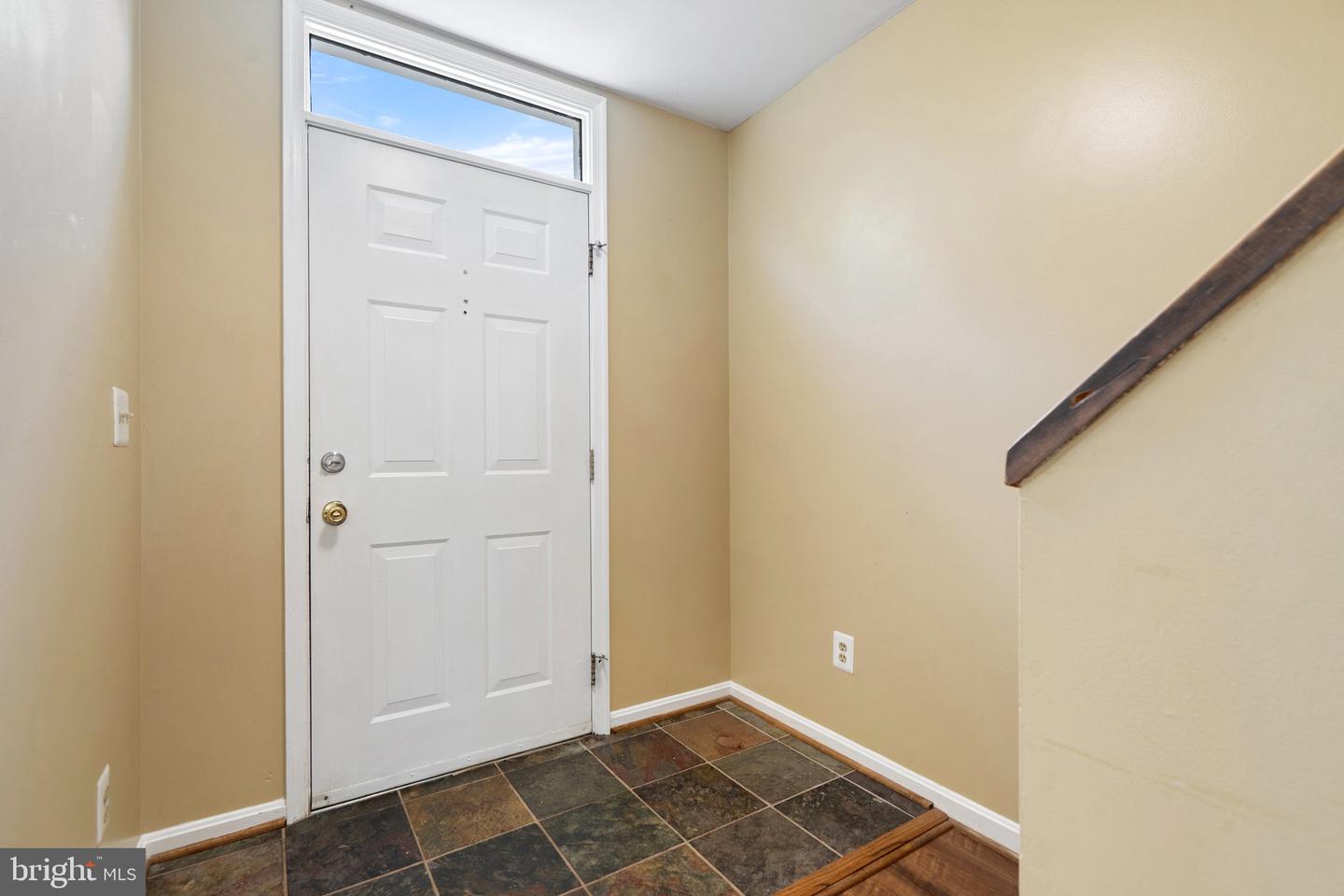 8320 MAUZY SQ, MARSHALL, Virginia 20115, 2 Bedrooms Bedrooms, ,1 BathroomBathrooms,Residential,For sale,8320 MAUZY SQ,VAFQ2016872 MLS # VAFQ2016872