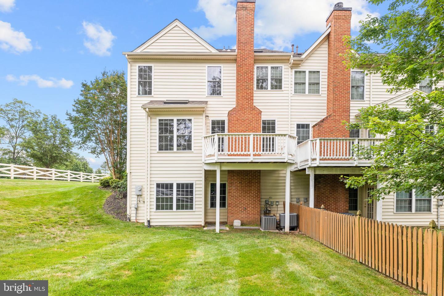 15600 PICKETTS STORE PL, HAYMARKET, Virginia 20169, 4 Bedrooms Bedrooms, ,3 BathroomsBathrooms,Residential,For sale,15600 PICKETTS STORE PL,VAPW2096040 MLS # VAPW2096040