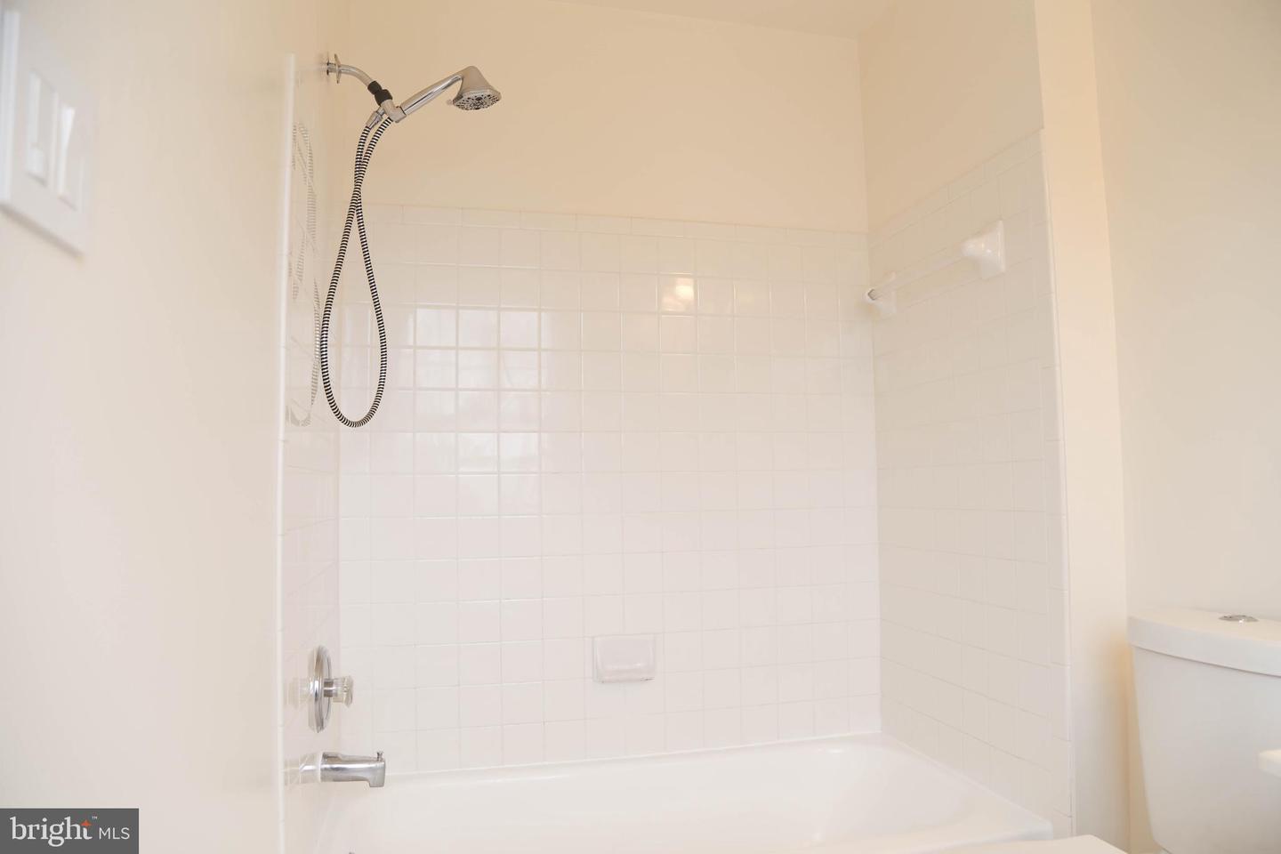 8461 TACKHOUSE LOOP, GAINESVILLE, Virginia 20155, 3 Bedrooms Bedrooms, ,2 BathroomsBathrooms,Residential,For sale,8461 TACKHOUSE LOOP,VAPW2096404 MLS # VAPW2096404