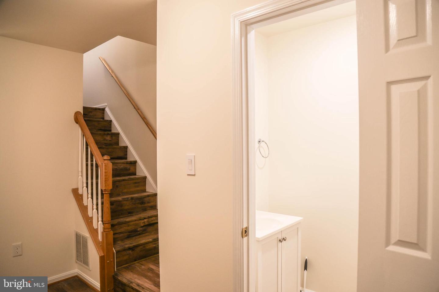 8461 TACKHOUSE LOOP, GAINESVILLE, Virginia 20155, 3 Bedrooms Bedrooms, ,2 BathroomsBathrooms,Residential,For sale,8461 TACKHOUSE LOOP,VAPW2096404 MLS # VAPW2096404