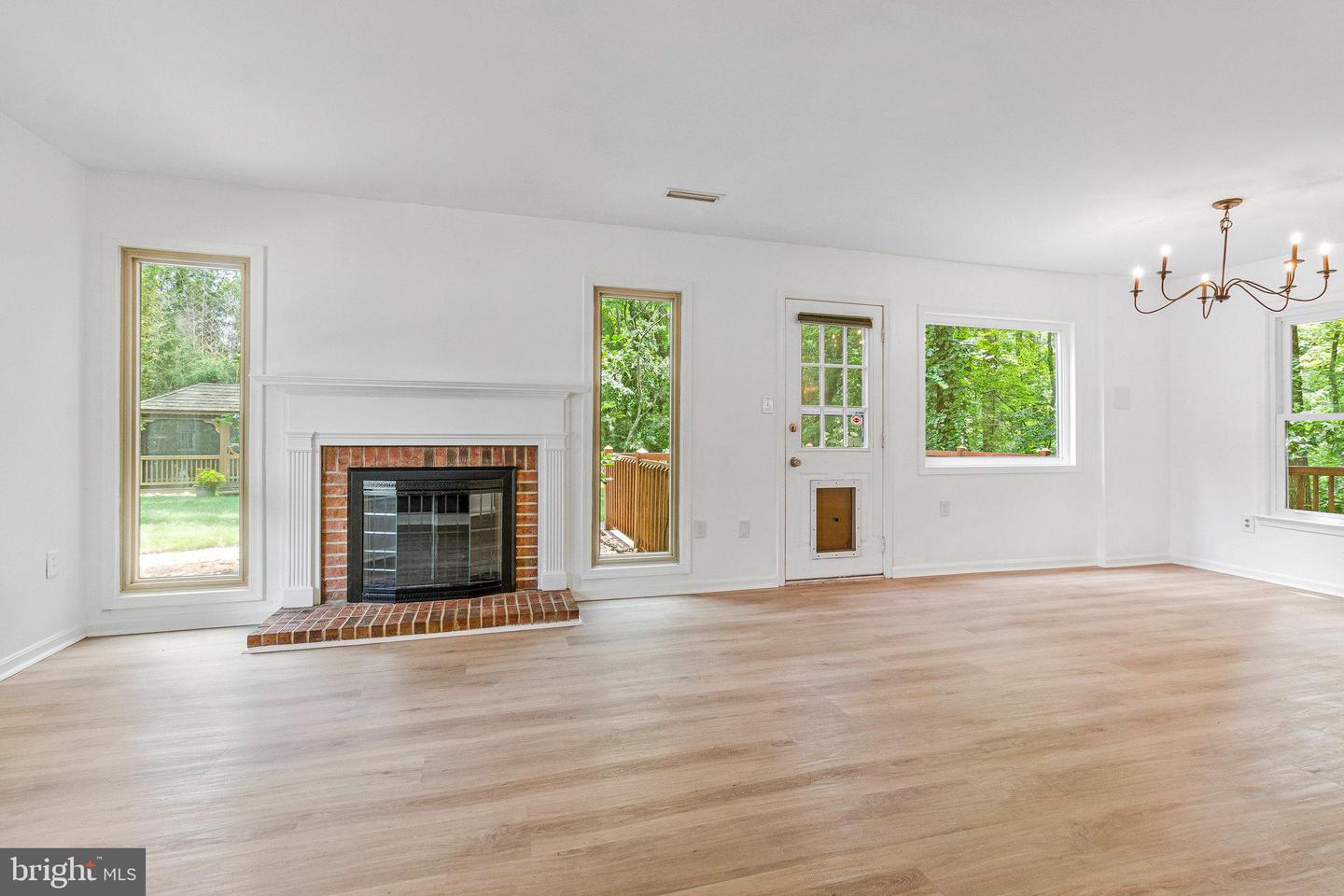 6943 DEER RUN DR, ALEXANDRIA, Virginia 22306, 3 Bedrooms Bedrooms, ,2 BathroomsBathrooms,Residential,For sale,6943 DEER RUN DR,VAFX2246562 MLS # VAFX2246562