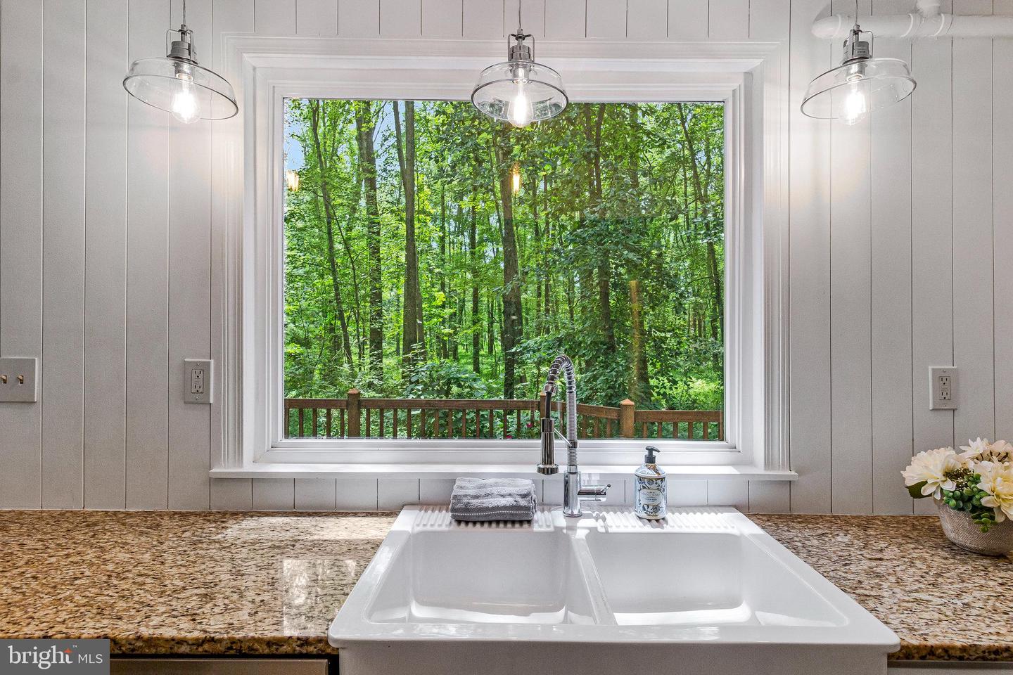 6943 DEER RUN DR, ALEXANDRIA, Virginia 22306, 3 Bedrooms Bedrooms, ,2 BathroomsBathrooms,Residential,For sale,6943 DEER RUN DR,VAFX2246562 MLS # VAFX2246562