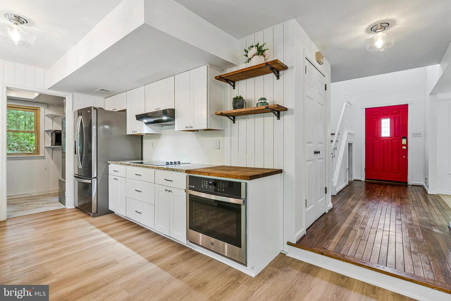6943 DEER RUN DR, ALEXANDRIA, Virginia 22306, 3 Bedrooms Bedrooms, ,2 BathroomsBathrooms,Residential,For sale,6943 DEER RUN DR,VAFX2246562 MLS # VAFX2246562