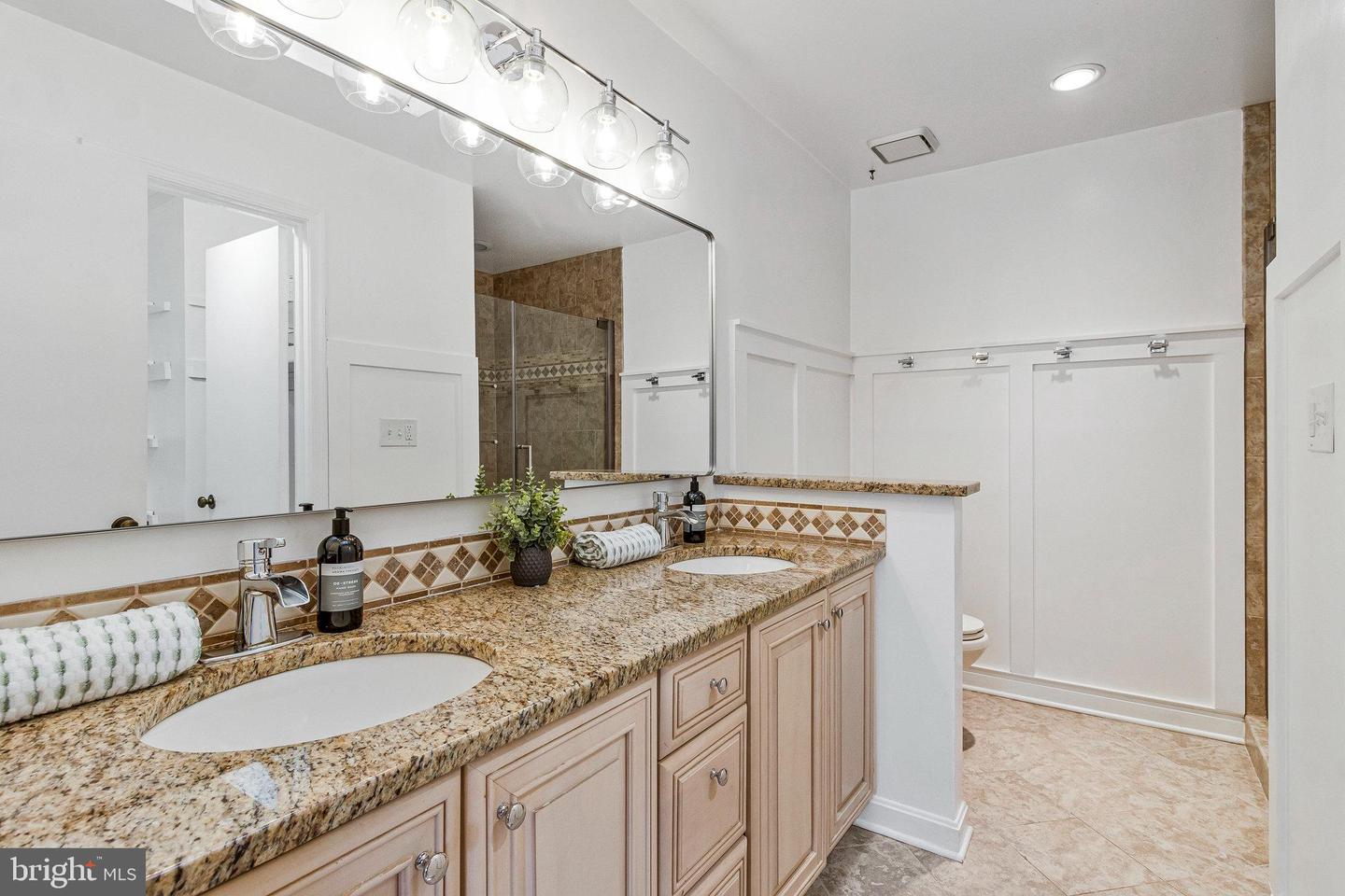 6943 DEER RUN DR, ALEXANDRIA, Virginia 22306, 3 Bedrooms Bedrooms, ,2 BathroomsBathrooms,Residential,For sale,6943 DEER RUN DR,VAFX2246562 MLS # VAFX2246562