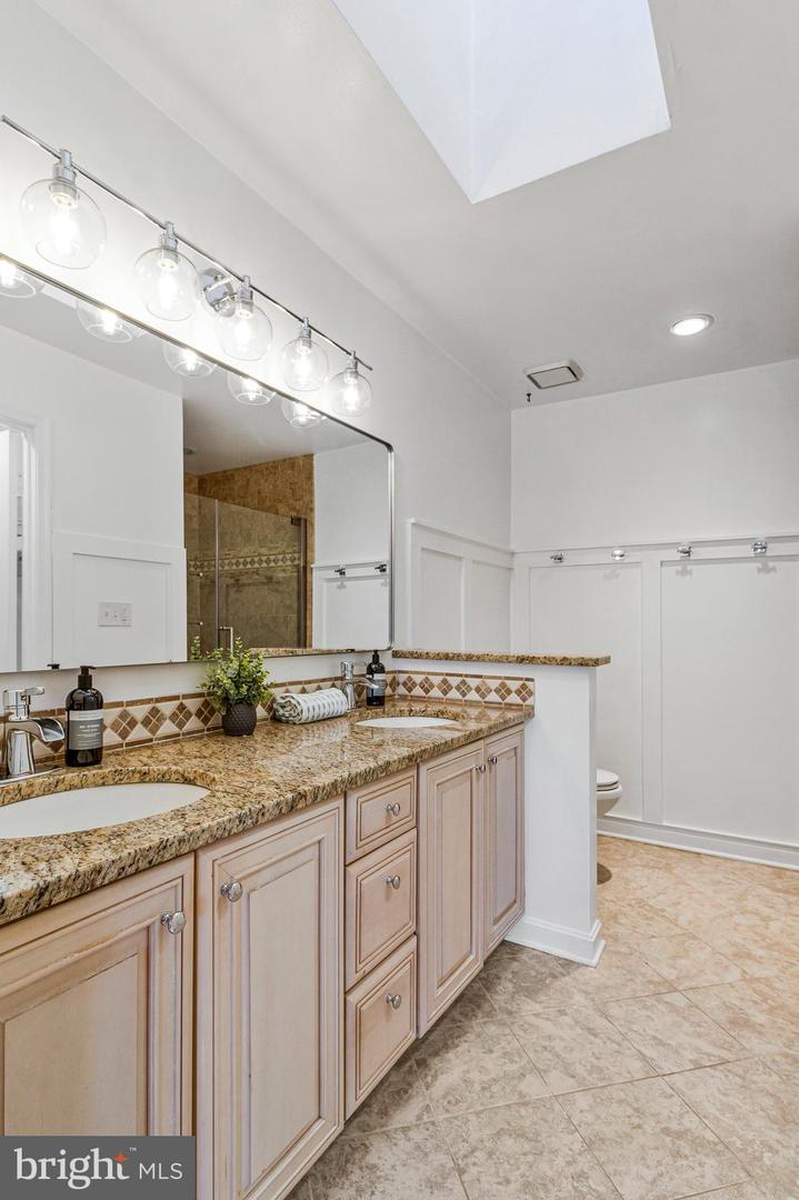 6943 DEER RUN DR, ALEXANDRIA, Virginia 22306, 3 Bedrooms Bedrooms, ,2 BathroomsBathrooms,Residential,For sale,6943 DEER RUN DR,VAFX2246562 MLS # VAFX2246562