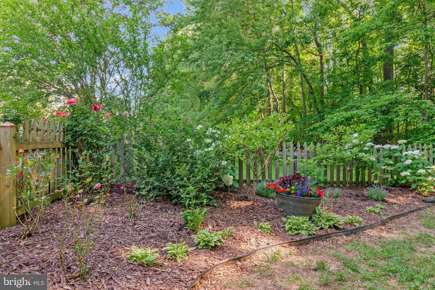 6943 DEER RUN DR, ALEXANDRIA, Virginia 22306, 3 Bedrooms Bedrooms, ,2 BathroomsBathrooms,Residential,For sale,6943 DEER RUN DR,VAFX2246562 MLS # VAFX2246562