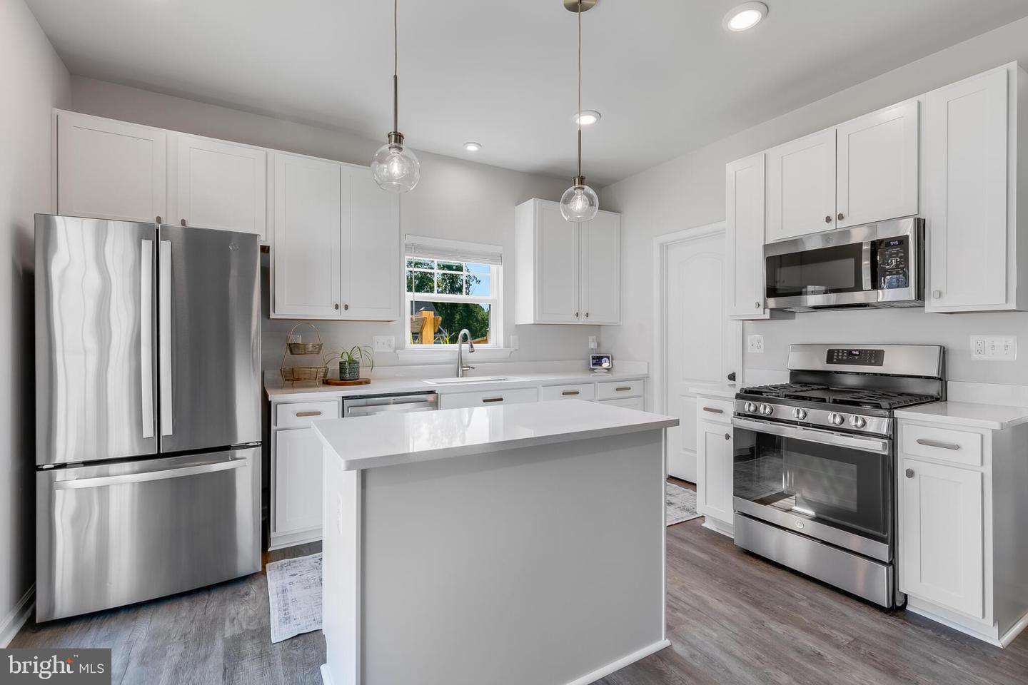 9307 CEDAR FOREST DR, FREDERICKSBURG, Virginia 22408, 4 Bedrooms Bedrooms, ,3 BathroomsBathrooms,Residential,For sale,9307 CEDAR FOREST DR,VASP2033846 MLS # VASP2033846