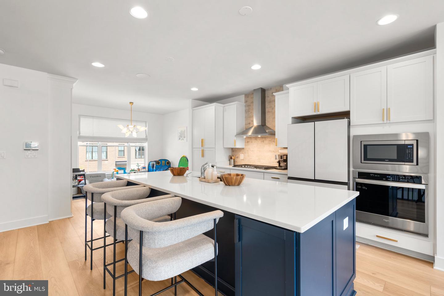 6181 VENETO TER, ALEXANDRIA, Virginia 22312, 3 Bedrooms Bedrooms, ,3 BathroomsBathrooms,Residential,For sale,6181 VENETO TER,VAFX2246648 MLS # VAFX2246648