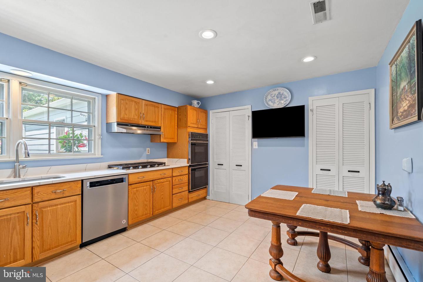 7851 MIDDAY LN, ALEXANDRIA, Virginia 22306, 4 Bedrooms Bedrooms, ,2 BathroomsBathrooms,Residential,For sale,7851 MIDDAY LN,VAFX2246964 MLS # VAFX2246964