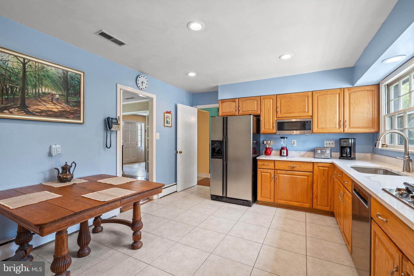 7851 MIDDAY LN, ALEXANDRIA, Virginia 22306, 4 Bedrooms Bedrooms, ,2 BathroomsBathrooms,Residential,For sale,7851 MIDDAY LN,VAFX2246964 MLS # VAFX2246964