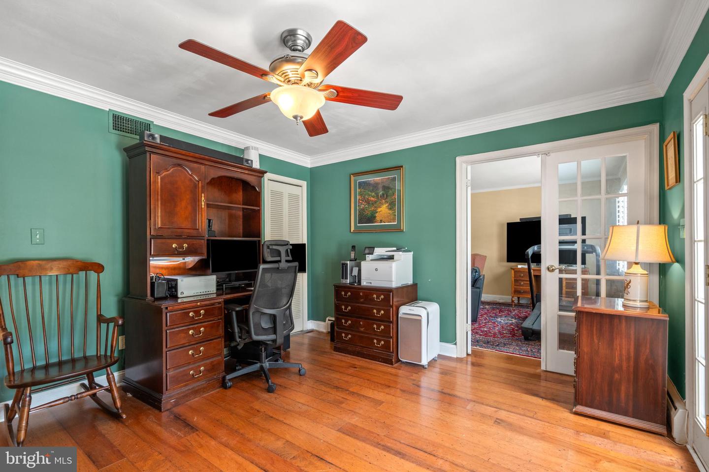7851 MIDDAY LN, ALEXANDRIA, Virginia 22306, 4 Bedrooms Bedrooms, ,2 BathroomsBathrooms,Residential,For sale,7851 MIDDAY LN,VAFX2246964 MLS # VAFX2246964