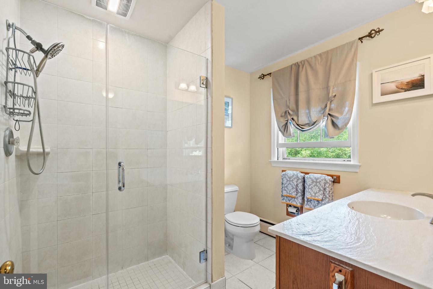 7851 MIDDAY LN, ALEXANDRIA, Virginia 22306, 4 Bedrooms Bedrooms, ,2 BathroomsBathrooms,Residential,For sale,7851 MIDDAY LN,VAFX2246964 MLS # VAFX2246964