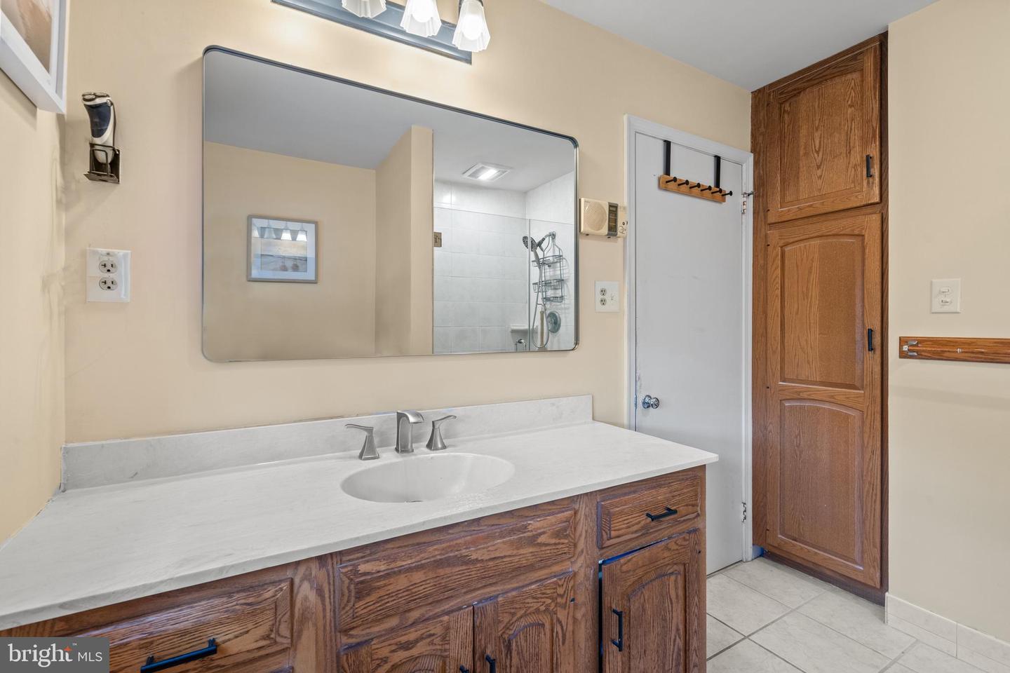 7851 MIDDAY LN, ALEXANDRIA, Virginia 22306, 4 Bedrooms Bedrooms, ,2 BathroomsBathrooms,Residential,For sale,7851 MIDDAY LN,VAFX2246964 MLS # VAFX2246964