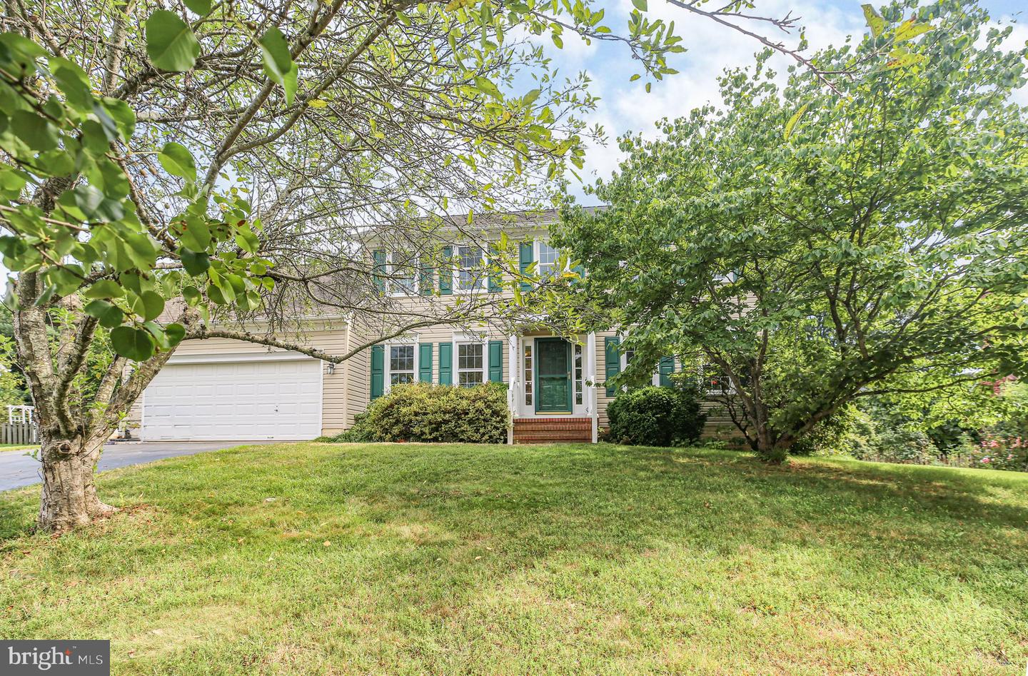 6120 N DANFORD ST, FREDERICKSBURG, Virginia 22407, 4 Bedrooms Bedrooms, ,3 BathroomsBathrooms,Residential,For sale,6120 N DANFORD ST,VASP2033898 MLS # VASP2033898