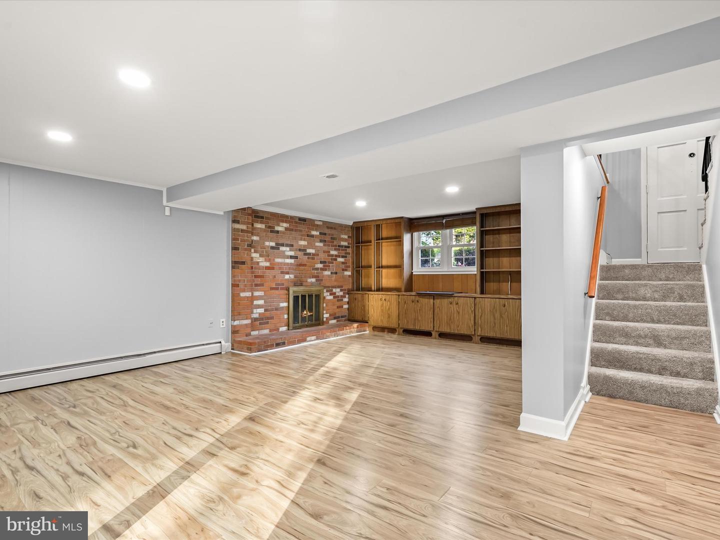14460 DEL MAR DR, WOODBRIDGE, Virginia 22193, 5 Bedrooms Bedrooms, ,3 BathroomsBathrooms,Residential,For sale,14460 DEL MAR DR,VAPW2096902 MLS # VAPW2096902
