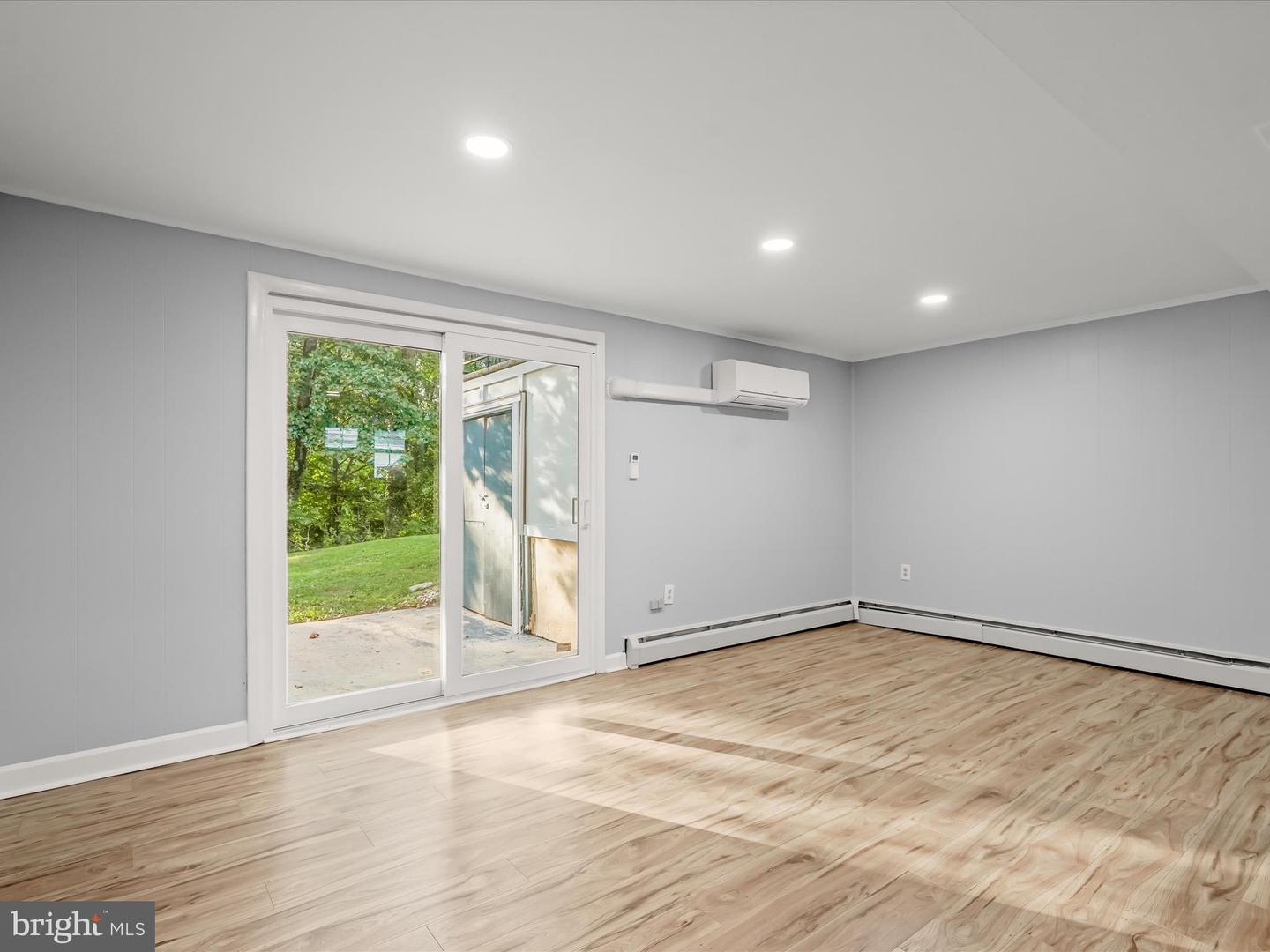 14460 DEL MAR DR, WOODBRIDGE, Virginia 22193, 5 Bedrooms Bedrooms, ,3 BathroomsBathrooms,Residential,For sale,14460 DEL MAR DR,VAPW2096902 MLS # VAPW2096902
