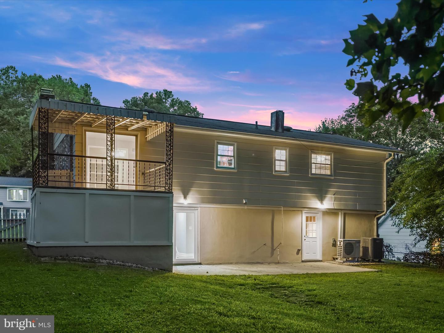 14460 DEL MAR DR, WOODBRIDGE, Virginia 22193, 5 Bedrooms Bedrooms, ,3 BathroomsBathrooms,Residential,For sale,14460 DEL MAR DR,VAPW2096902 MLS # VAPW2096902