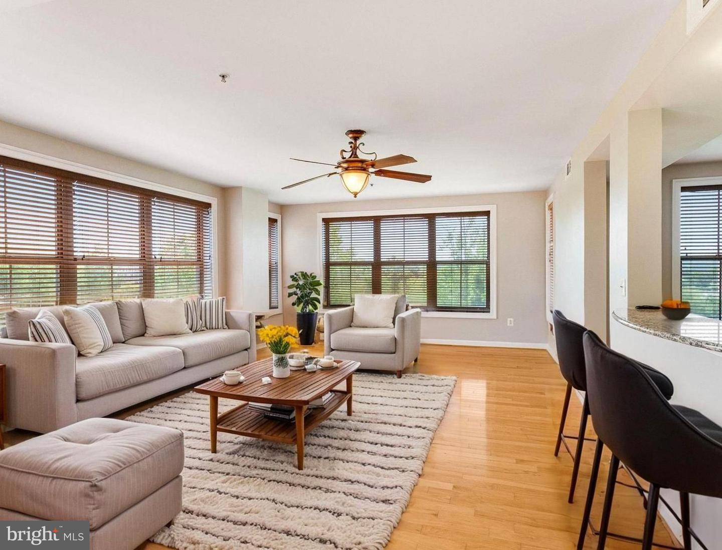 485 HARBOR SIDE ST #414, WOODBRIDGE, Virginia 22191, 2 Bedrooms Bedrooms, ,2 BathroomsBathrooms,Residential,For sale,485 HARBOR SIDE ST #414,VAPW2096958 MLS # VAPW2096958
