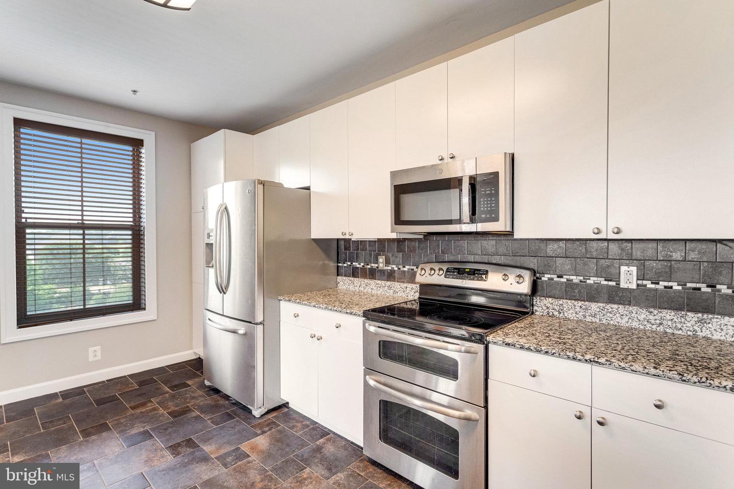 485 HARBOR SIDE ST #414, WOODBRIDGE, Virginia 22191, 2 Bedrooms Bedrooms, ,2 BathroomsBathrooms,Residential,For sale,485 HARBOR SIDE ST #414,VAPW2096958 MLS # VAPW2096958