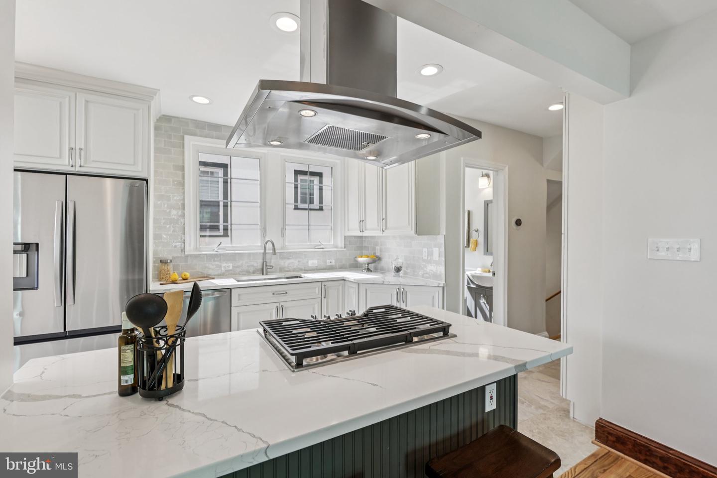 1357 LAWRENCE ST NE, WASHINGTON, District Of Columbia 20017, 6 Bedrooms Bedrooms, ,4 BathroomsBathrooms,Residential,For sale,1357 LAWRENCE ST NE,DCDC2205564 MLS # DCDC2205564