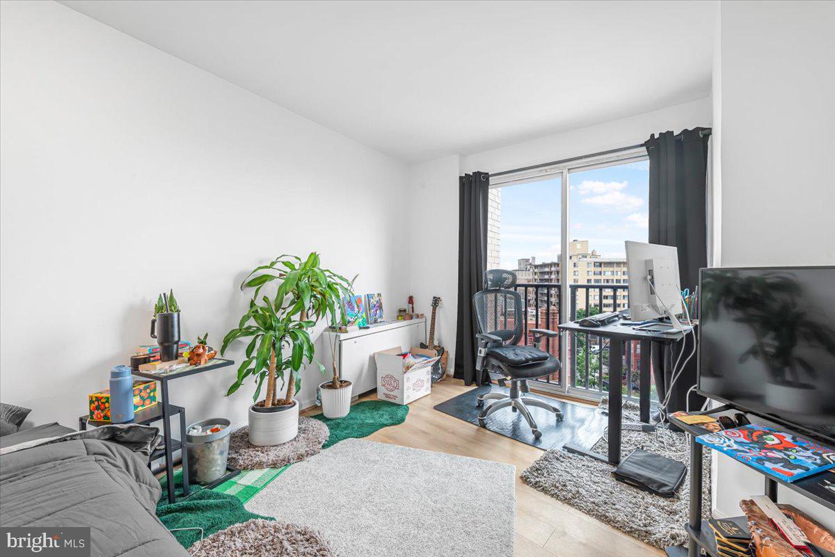 1239 VERMONT AVE NW #902, WASHINGTON, District Of Columbia 20005, 2 Bedrooms Bedrooms, ,2 BathroomsBathrooms,Residential,For sale,1239 VERMONT AVE NW #902,DCDC2205780 MLS # DCDC2205780