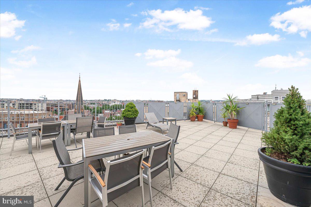 1239 VERMONT AVE NW #902, WASHINGTON, District Of Columbia 20005, 2 Bedrooms Bedrooms, ,2 BathroomsBathrooms,Residential,For sale,1239 VERMONT AVE NW #902,DCDC2205780 MLS # DCDC2205780