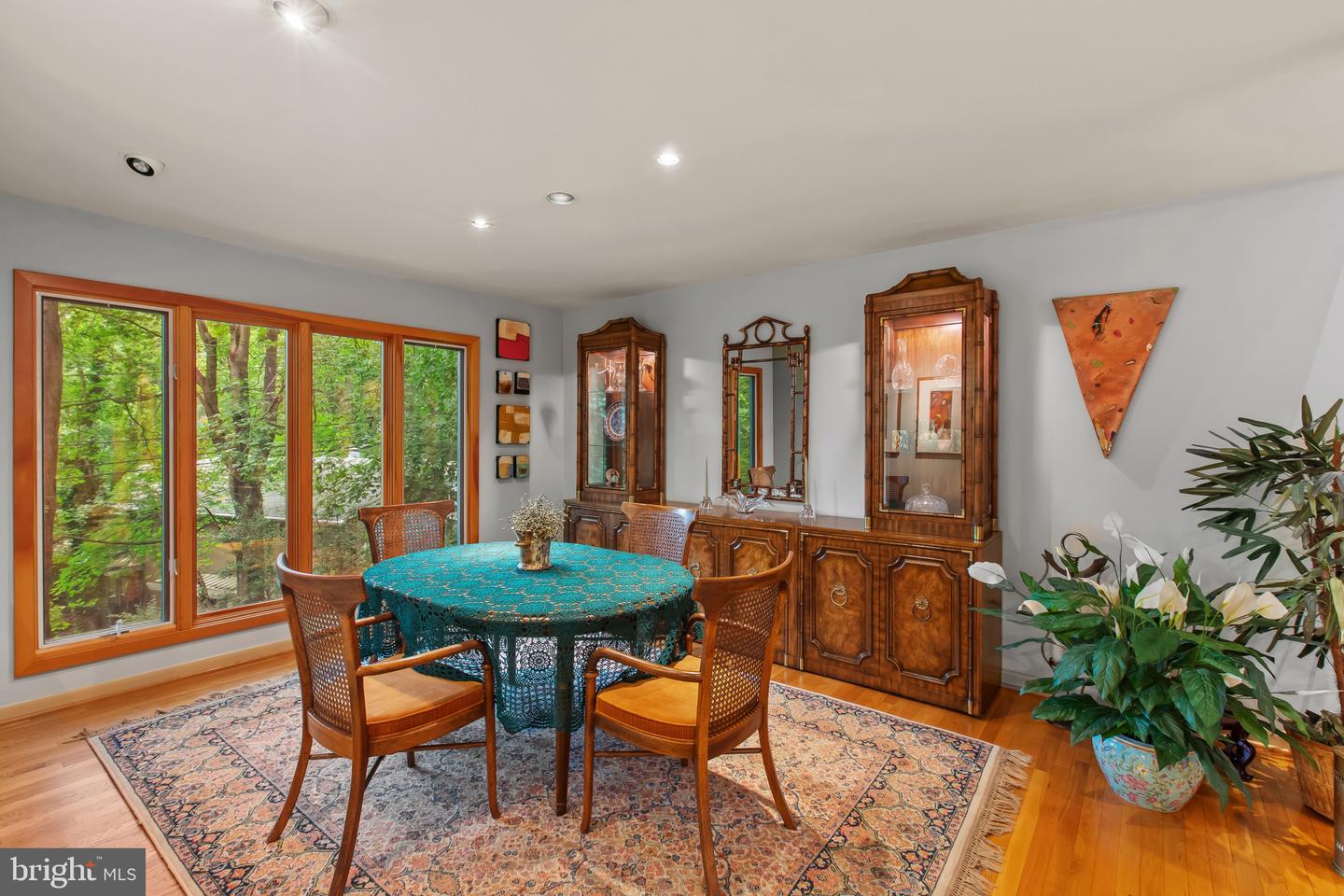 5211 MACARTHUR TER NW, WASHINGTON, District Of Columbia 20016, 4 Bedrooms Bedrooms, ,2 BathroomsBathrooms,Residential,For sale,5211 MACARTHUR TER NW,DCDC2205948 MLS # DCDC2205948