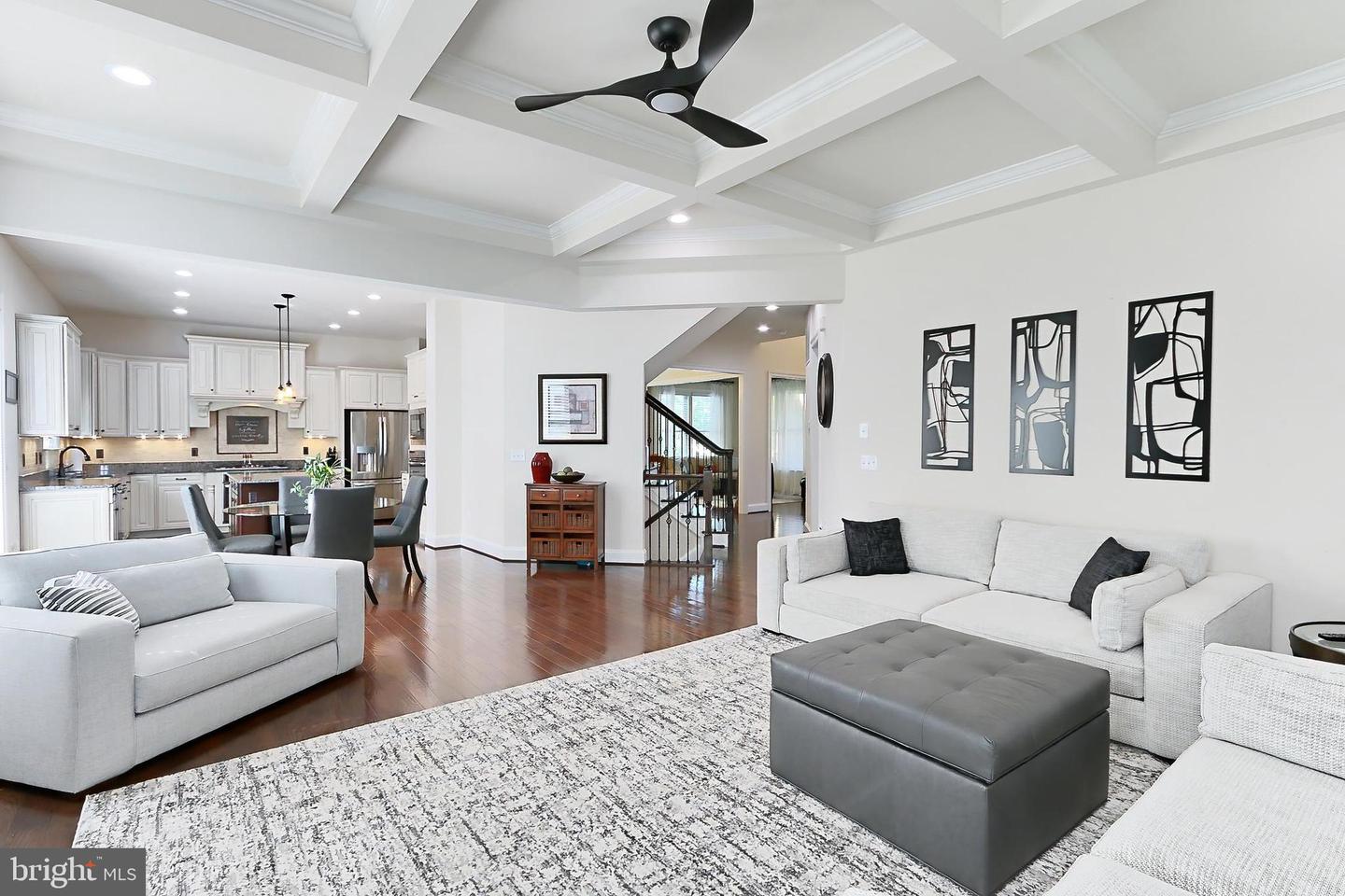 7901 LUKES LODGE PL, GAINESVILLE, Virginia 20155, 4 Bedrooms Bedrooms, ,4 BathroomsBathrooms,Residential,For sale,7901 LUKES LODGE PL,VAPW2097156 MLS # VAPW2097156