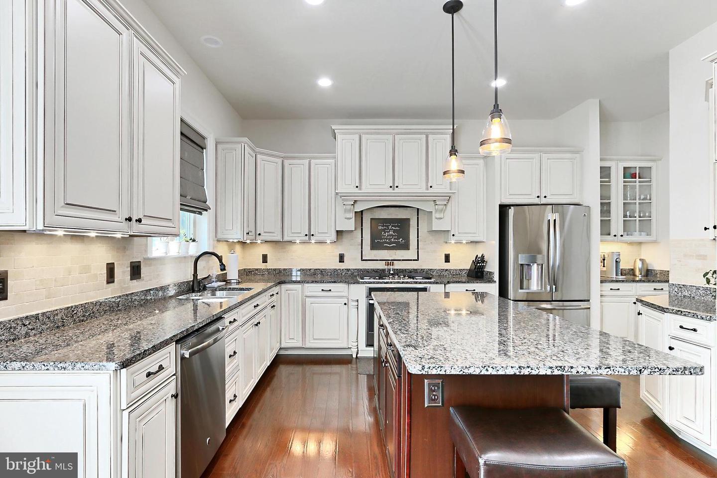7901 LUKES LODGE PL, GAINESVILLE, Virginia 20155, 4 Bedrooms Bedrooms, ,4 BathroomsBathrooms,Residential,For sale,7901 LUKES LODGE PL,VAPW2097156 MLS # VAPW2097156