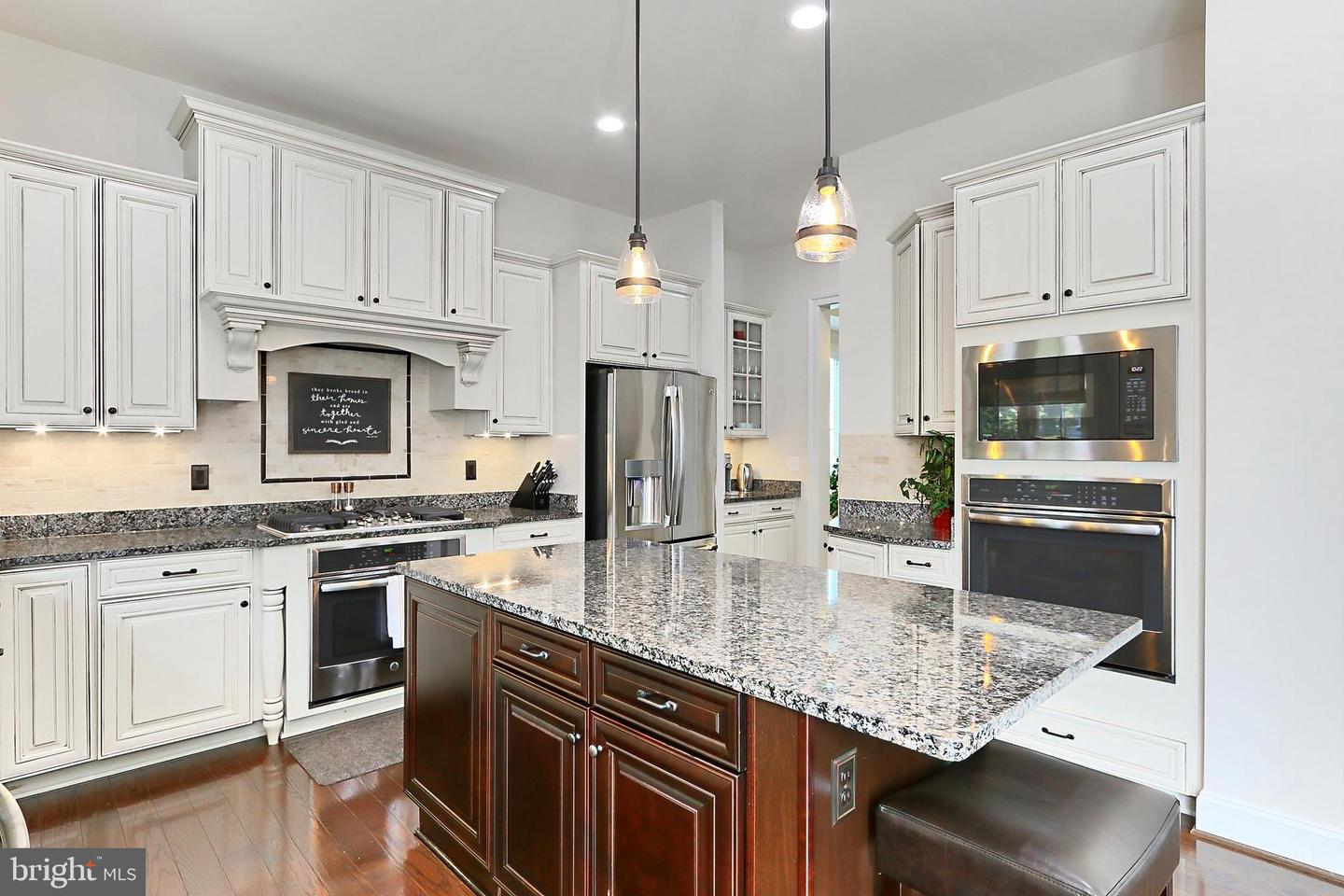 7901 LUKES LODGE PL, GAINESVILLE, Virginia 20155, 4 Bedrooms Bedrooms, ,4 BathroomsBathrooms,Residential,For sale,7901 LUKES LODGE PL,VAPW2097156 MLS # VAPW2097156