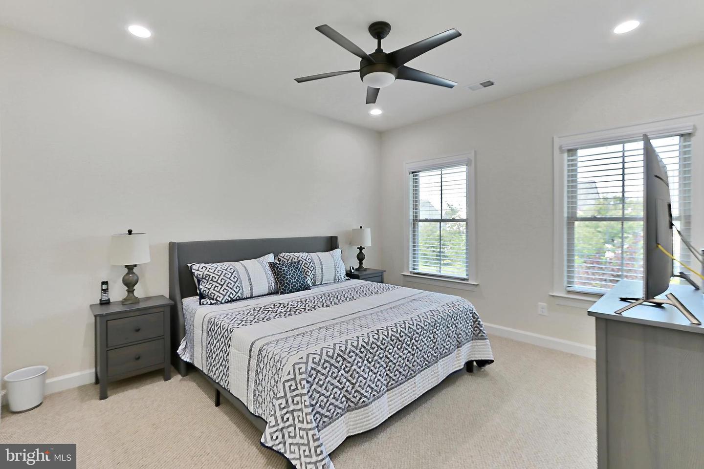 7901 LUKES LODGE PL, GAINESVILLE, Virginia 20155, 4 Bedrooms Bedrooms, ,4 BathroomsBathrooms,Residential,For sale,7901 LUKES LODGE PL,VAPW2097156 MLS # VAPW2097156